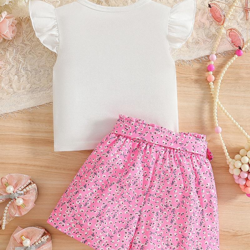 Sweet Summer Girls' Set: Fashionable White Short-Sleeve Blouse with Flared Sleeves, Heart-Patterned Patchwork Floral Shorts with Belt, Two-Piece Set
