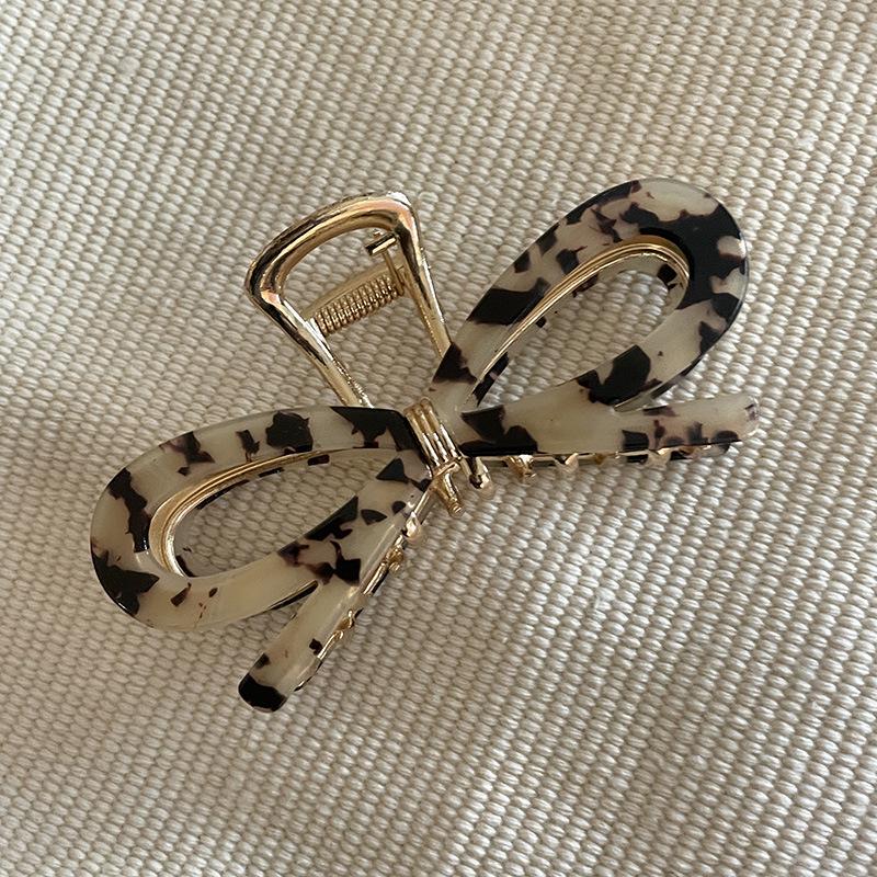 

Премиальная заколка-краб из ацетата для волос средней густоты