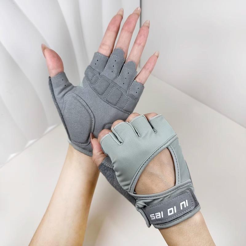 Fitness Gloves Men's and Women's Half Fingers Breathable Thin Equipment Training Dumbbells Yoga Kettlebells Non-slip Bicycle