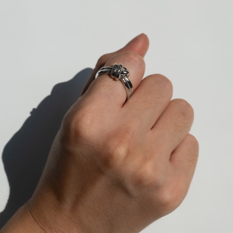 MOOSOO R03 Rough Knotted center Ring