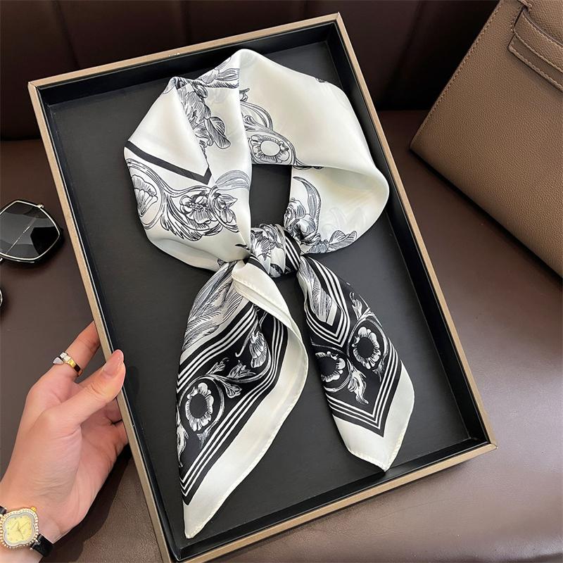 New Women's Scarf, 70cm Square Printed Chiffon Scarf, Outdoor Scarf, Small Soft Headscar