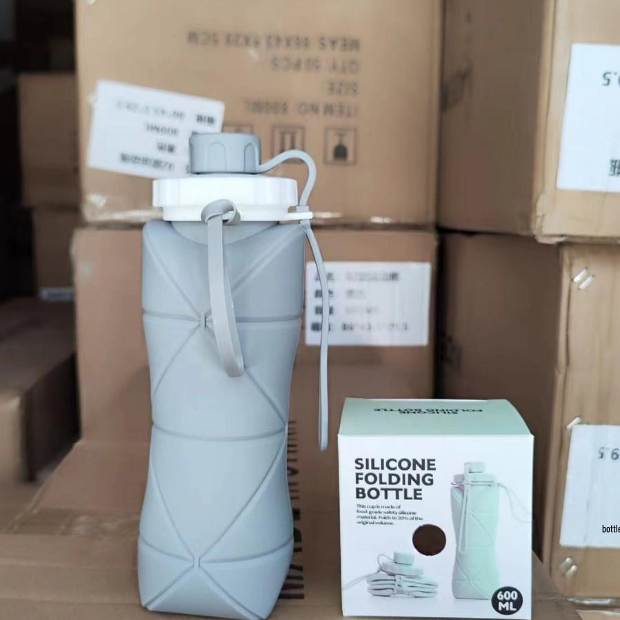 

Портативная складная силиконовая спортивная бутылка для воды большой вместимости 600ml серый