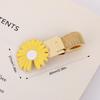 1Pc Daisy Flower Metal Pen Holder Clips Portable Paper Fix Clips Journal Notebook Pictures Pin Pocket Student School Tools