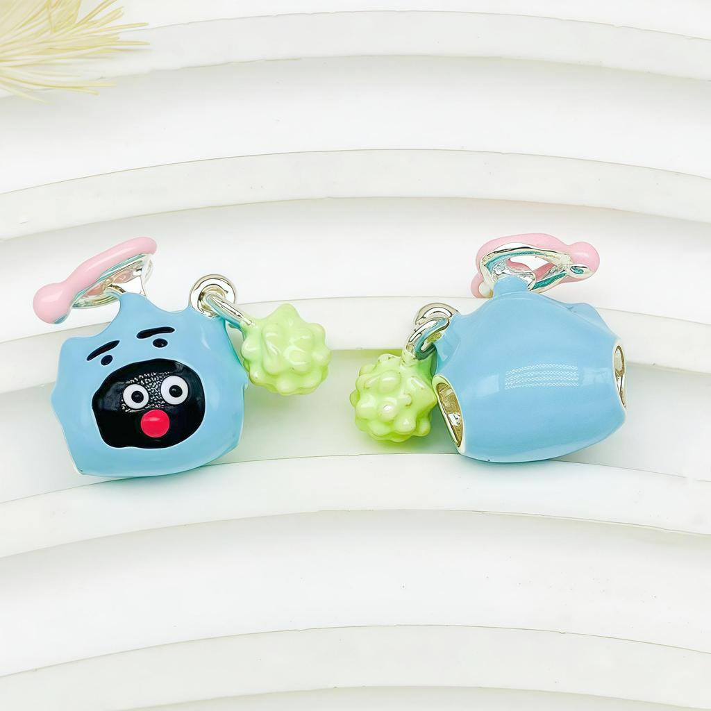 DIY Silver-Plated Cartoon Penguin Beads - Hand-Painted for Bracelet Making
