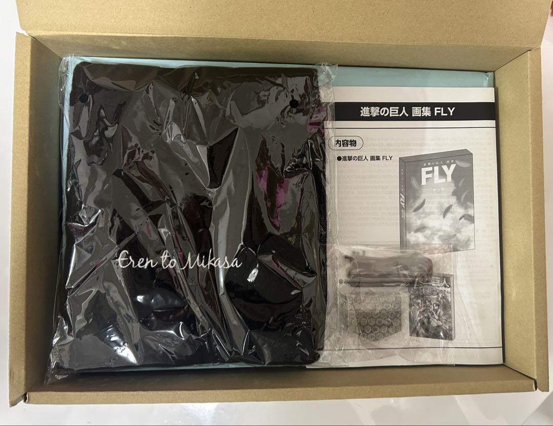 

[USED] Attack on Titan Art Book FLY Hajime Isayama Volume 35 not included