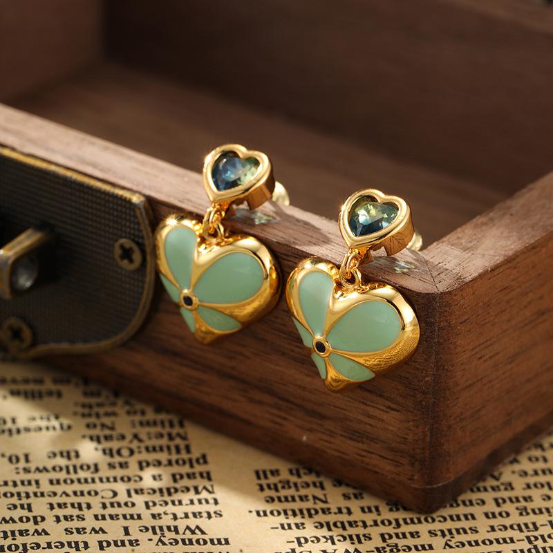 SUYU New French Vintage Fashion Flower Design Colorful Love Women's Light Luxury Earrings for Daily Wearing Festival Gifts