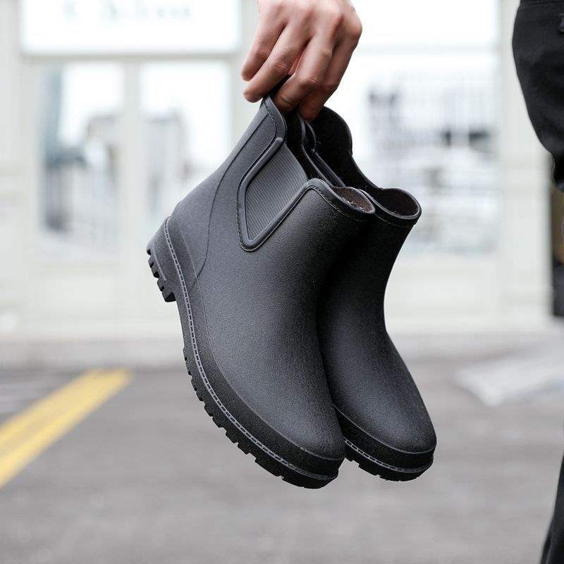 New Fashion Men's Rain Shoes Medium Tube Rain Boots Non-slip Water Shoes Short Tube Fleece Rubber Shoes Kitchen Car Wash Fishing Work Shoes