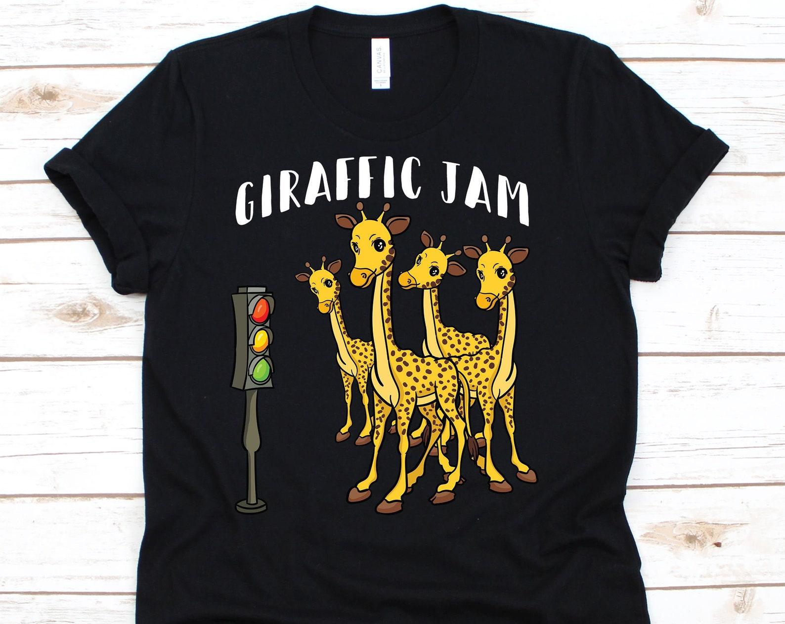 Giraffic Jam T Shirt , Giraffe, Giraffe Lover, Herbivore, Giraffe T-Shirt, Long Neck Animal, Zookeeper Gift, Zoo Shirt L