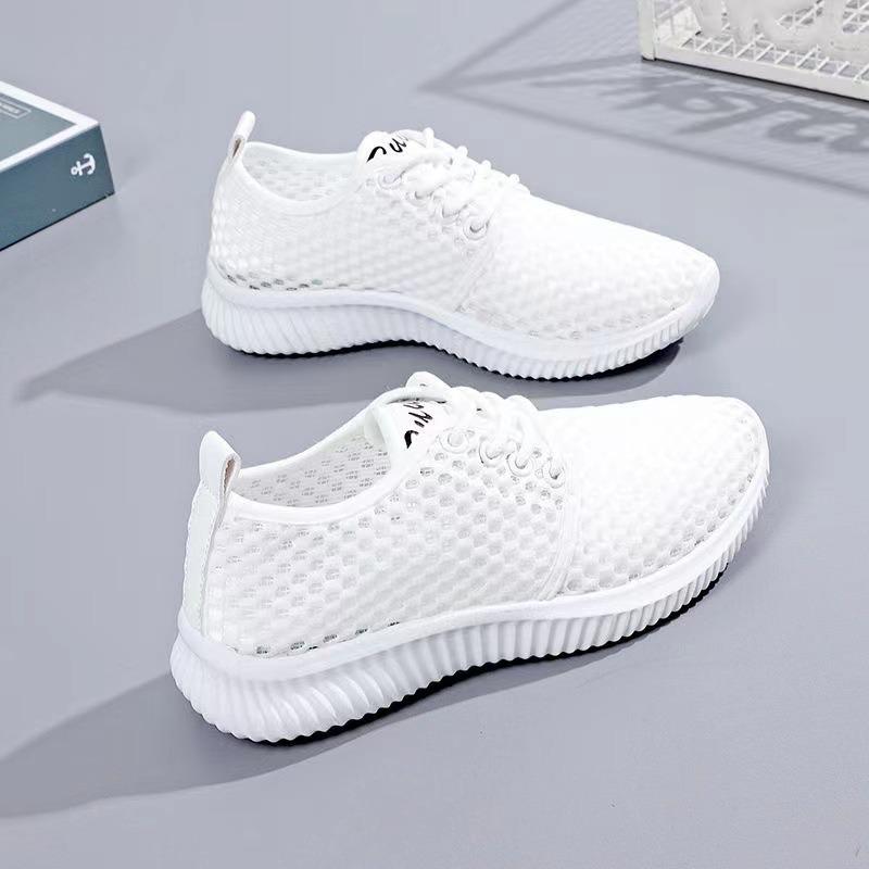 

New old Beijing cloth shoes women s shoes net shoes casual running shoes breathable cloth shoes flat bottom 40