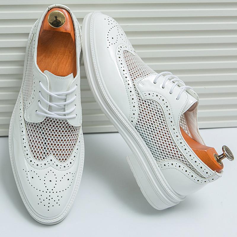 Gentleman Summer New Men's Black White Perforated Leather Oxford Brogues Shoes Designer Formal Wedding Dress Homecoming Footwear