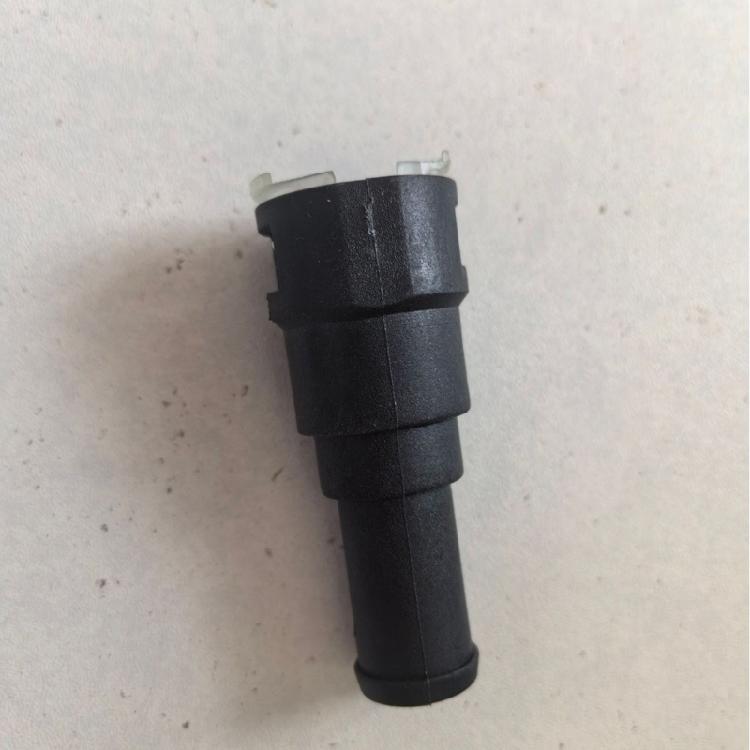 15032062 Professional Vehicle HVAC Heater Hose Couplings Joiners Coolant Hose Fitting For Improved Truck Heating Systems