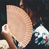 Vintage Wooden Hand Held Fan Chinese Sandalwood Scented Folding Hollow Wooden Fans Wedding Decoration Home Birthdays Gifts