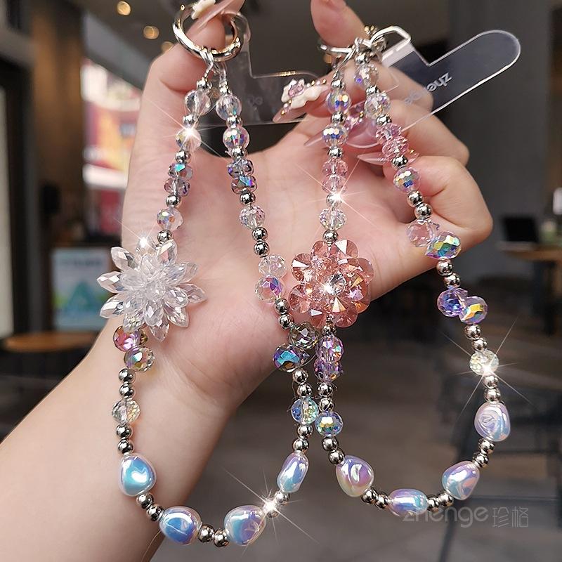 Niche high-end crystal mobile phone chain female rose snow lotus wrist pendant beaded pendant bracelet short