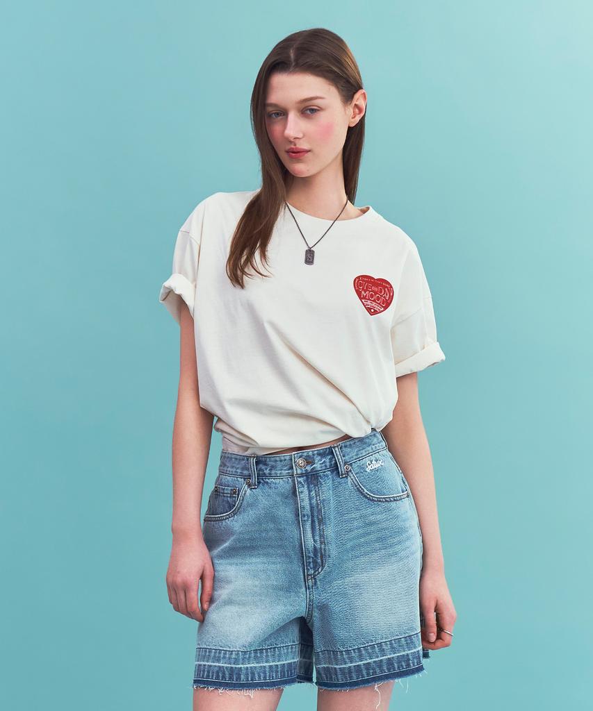 Seteo Saturday Mood Small Graphic Short Sleeve T-Shirt Cream