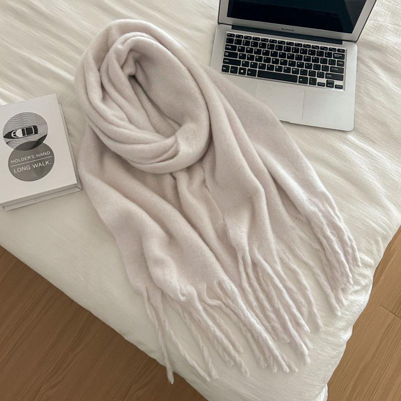 High-End Plaid Shawl for Women - 2025 Autumn/Winter Korean Style Thickened Imitation Cashmere Scarf