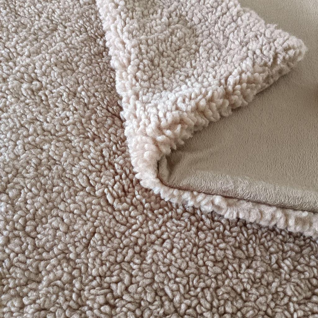 Cozy Faux Rabbit Fur Plush Blanket - Soft, Warm, and Comfortable for Sofa, Bed, or Office