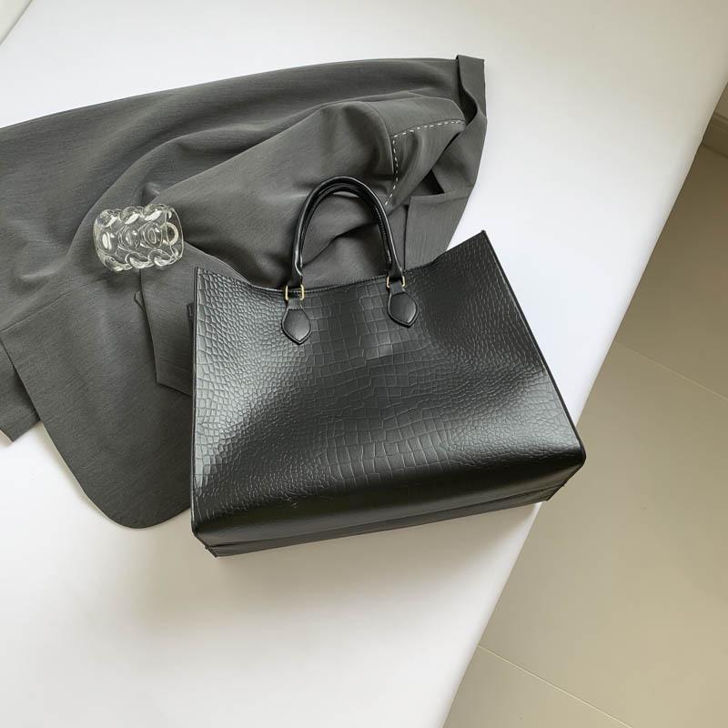 Стильная черно-белая сумка-тоут из ПУ большой вместимости для повседневных поездок чёрный