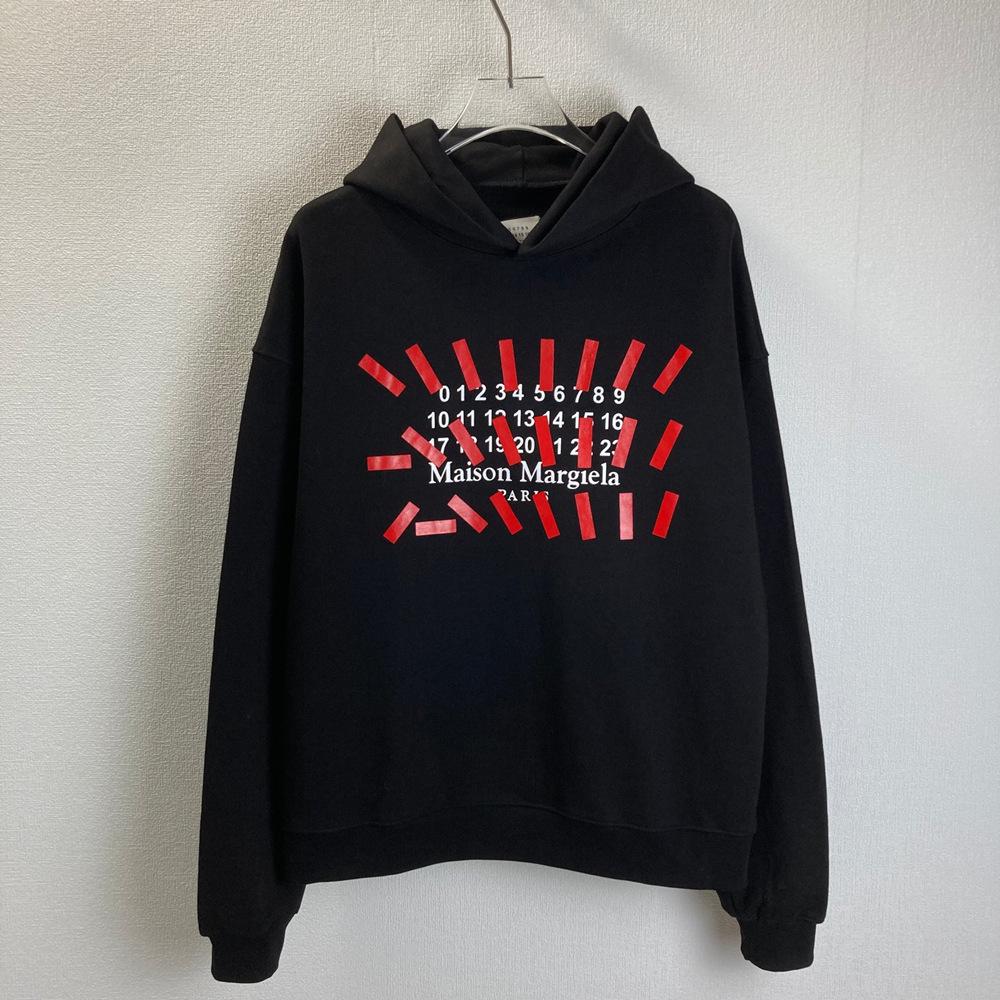 Unisex Margiela Hoodie: Lockere Passform, Umgekehrtes MM6-Logo, Reine Baumwolle, Rundhalsausschnitt, Trendiger Stil