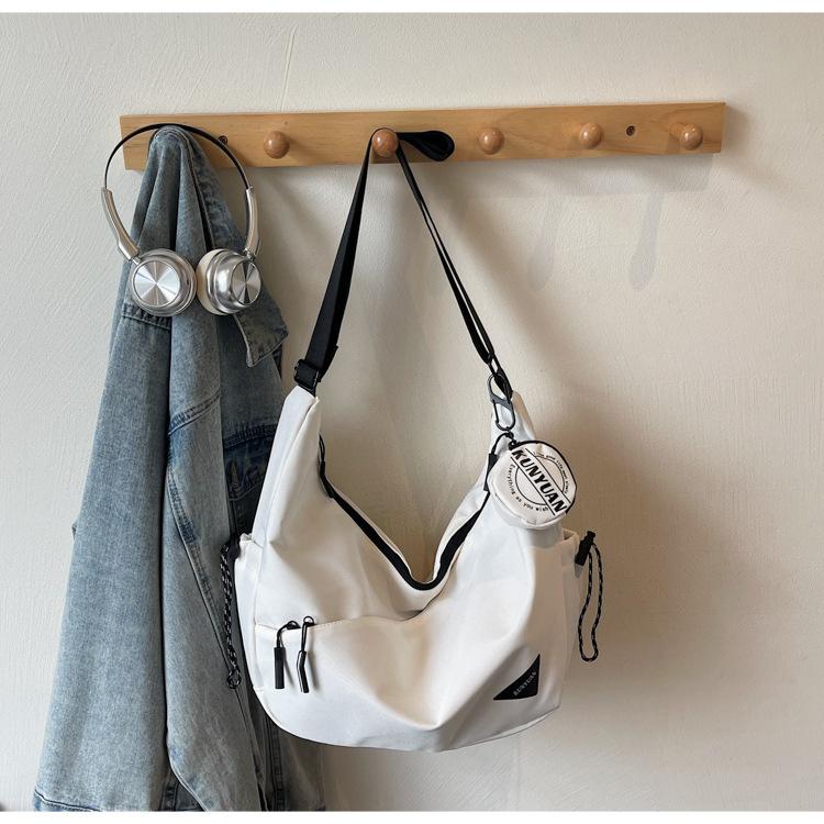 Umhängetasche Jungen trendige Marke 2025 neue Mode lässig Funktion Radfahren Sport Trend Postbote Herren Schultertasche