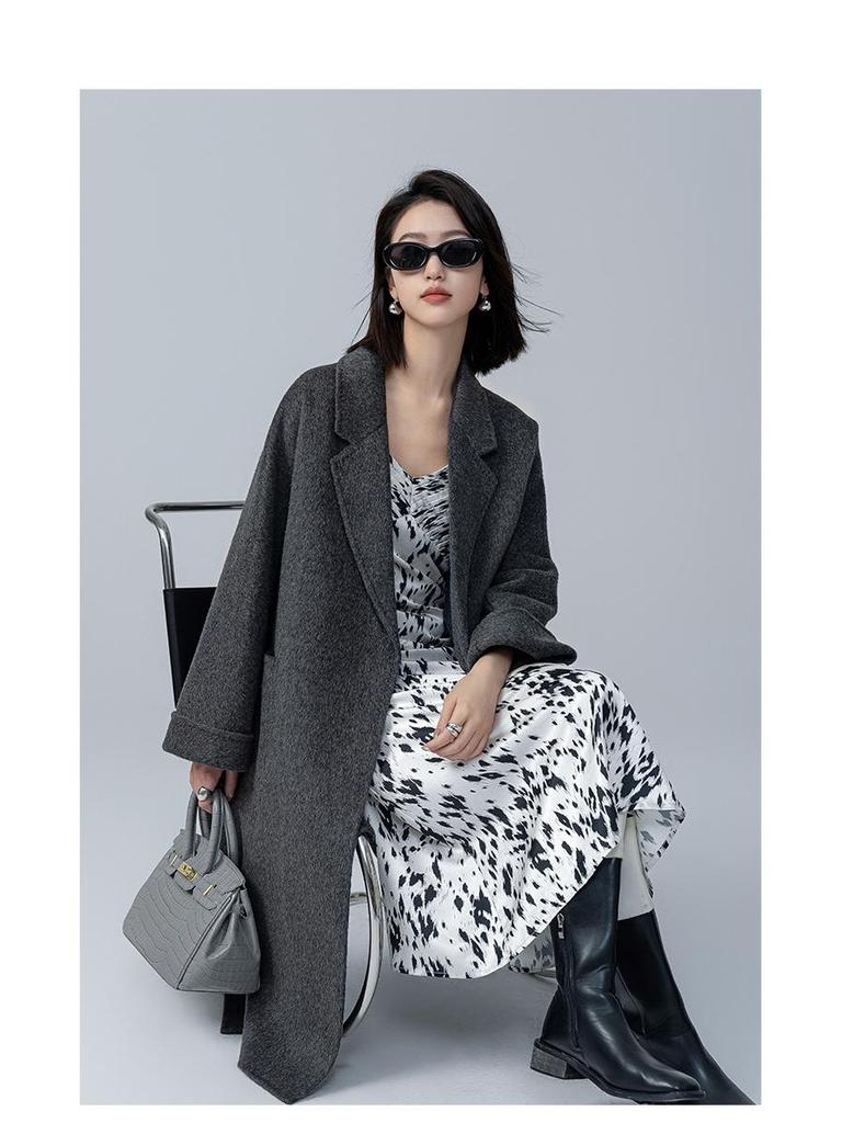 Petite Women's Mid-Length Camel Wool Coat - Loose Double-Faced Cashmere with Tie-Waist for Autumn and Winter.