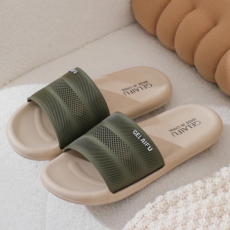 New cool slippers summer men and women go out trend casual soft bottom wind outside wear home bathroom bath slippers