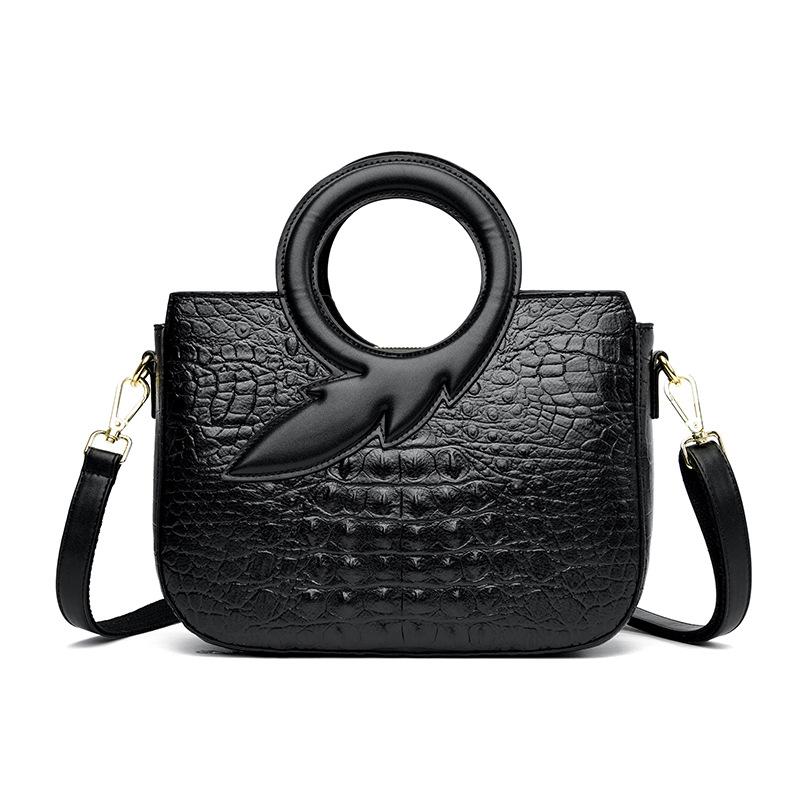 New Women's Handbag Large Capacity Stylish Retro Women's Shoulder Bag