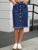 2025 Elegant Stretch Denim Skirt with Frayed Hem and Multi-Button Design