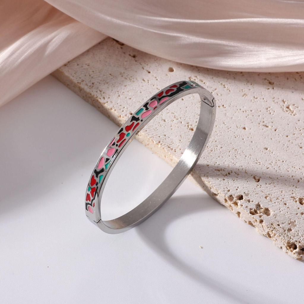 18K Electroplated Women's Retro Enamel Drip Oil Titanium Steel Bracelet, 6mm