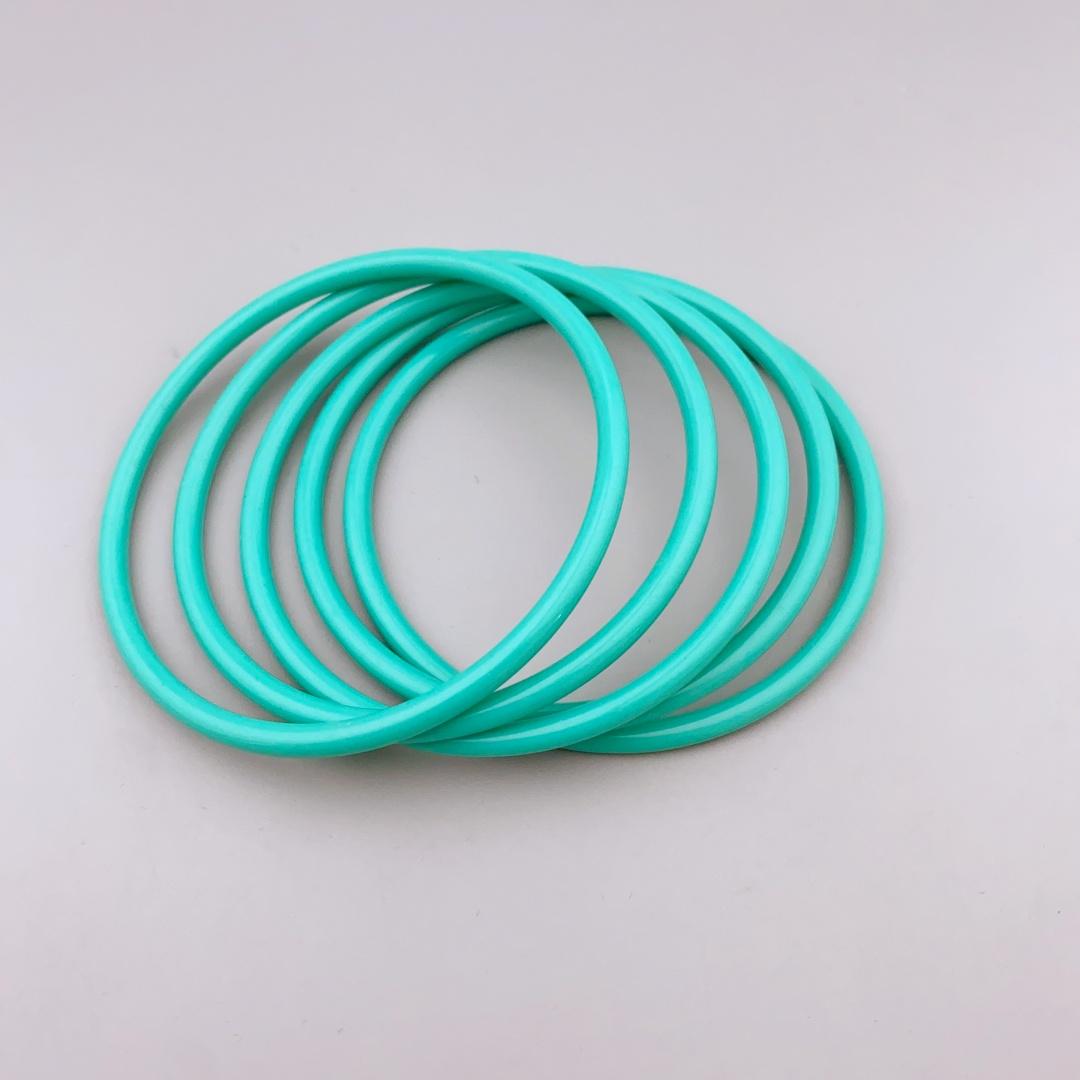 

5 шт. Цветные акриловые круглые трубчатые браслеты для женщин, повседневный браслет для женщин