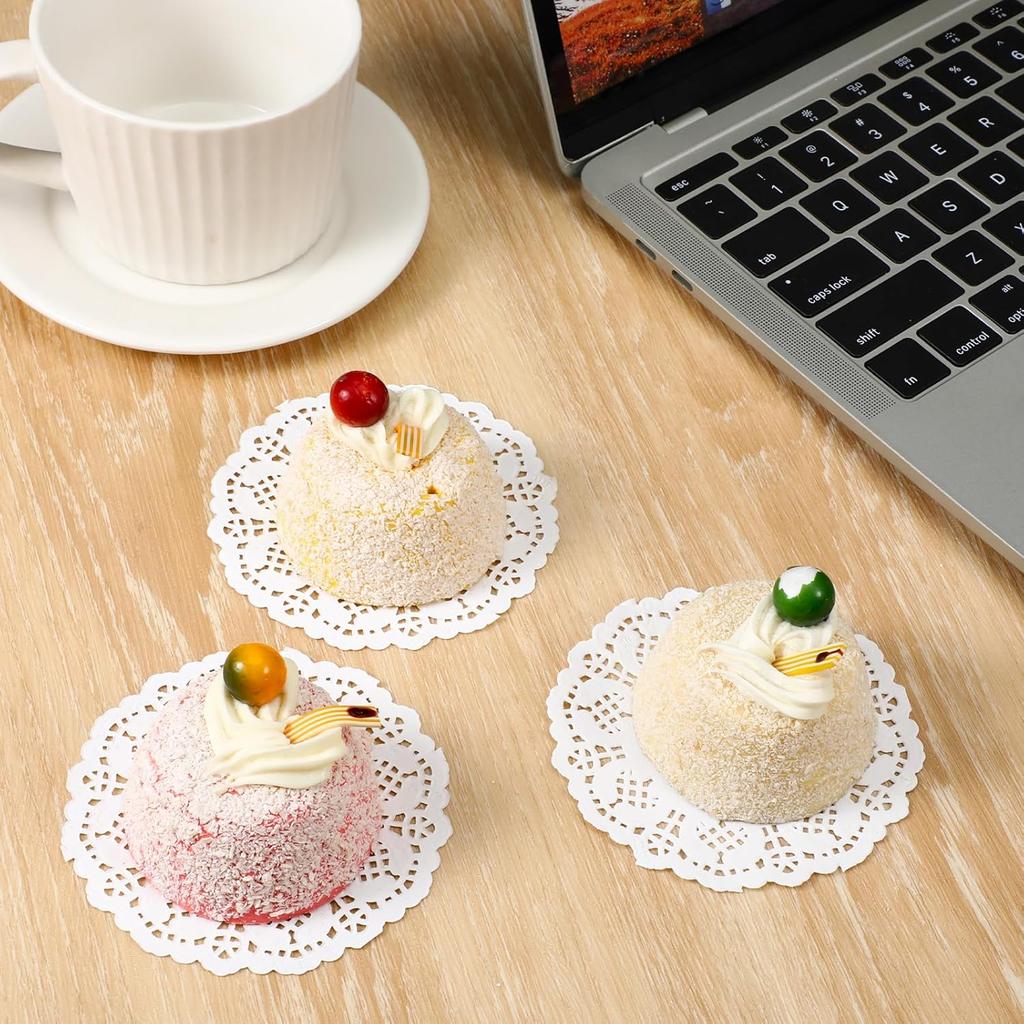 Paper Doilies, 200 Pcs 3.5 Inch Lace Doilies Paper Round Disposable Placemats White-Doilies for Tables Dessert Trays Party Craft Wedding Birthday