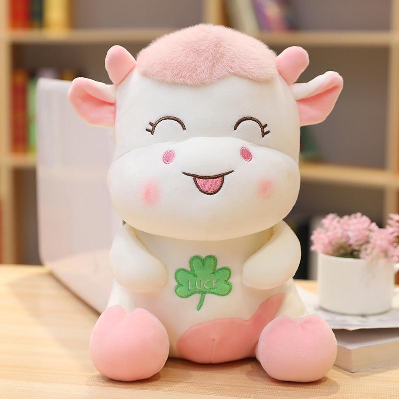 

Новая плюшевая игрушка Kawaii Lucky Cow, мягкая мультяшная кукла в виде коровы, домашний декор для детей, подарок на день рождения, Рождество, умиротворение 23cm розовый