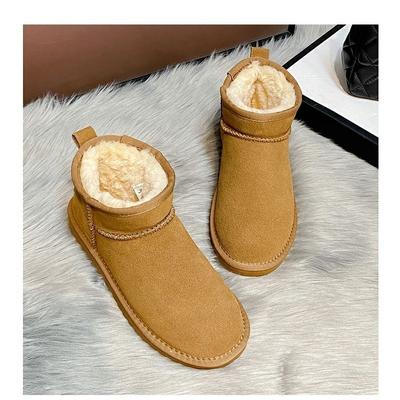 Snow Boots Women's Thick Soled Cotton Boots with Thick Fleece Warm and Short Sleeved Cotton Shoes Winter Short Boots Anti Slip