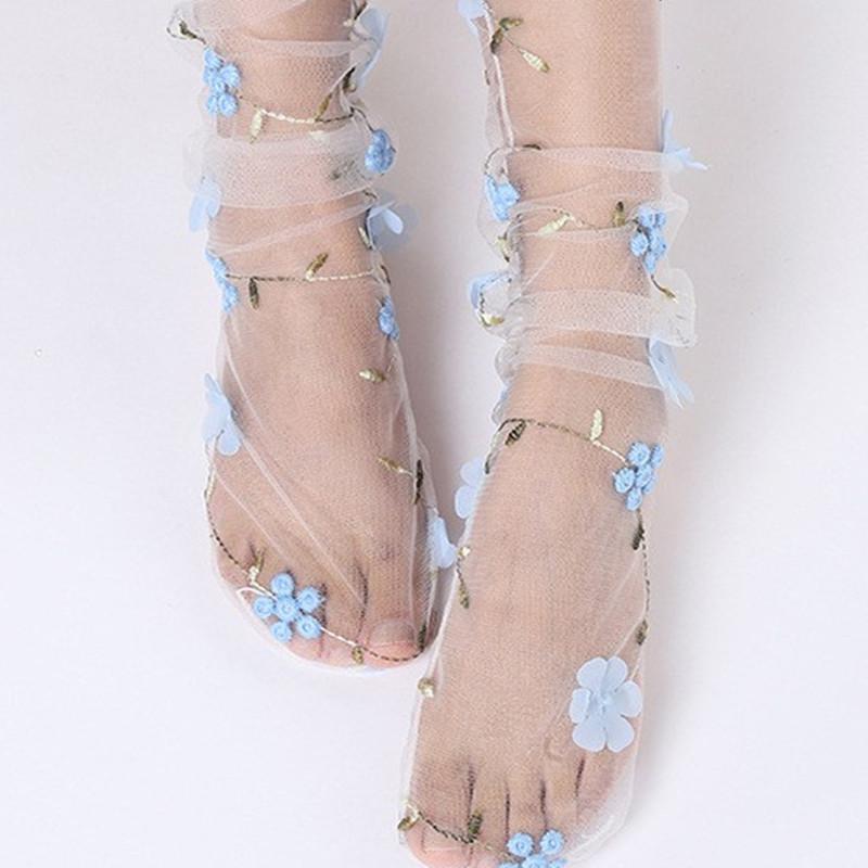 1 Pairs Women Girls Transparent Socks Breathable Ultra-Thin Mesh Tulle Socks Female Sweet Cool Socks Sexy Flower Lace Socks One Size