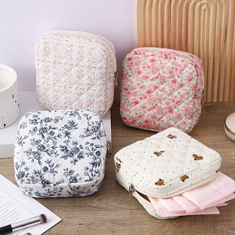Cute Quilted Sanitary Napkin Organizer Bag Cotton Large Capacity Women's Mini Clutch Bag Zipper Keychain Earphone Coin Purse