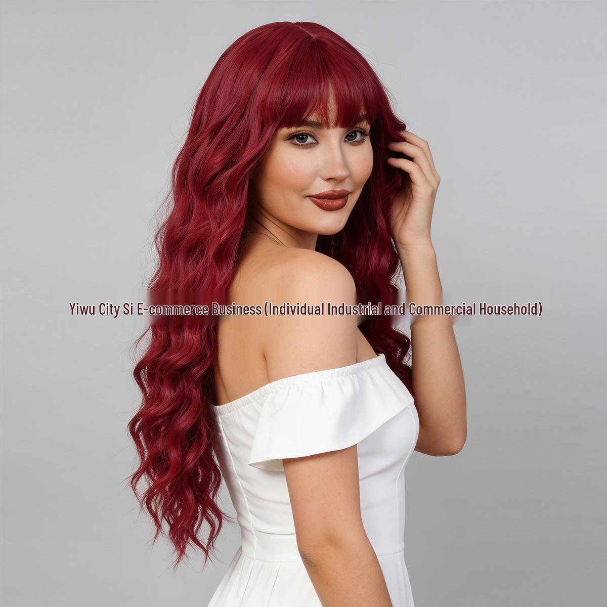 Длинный кудрявый парик винно-красного цвета с полной челкой и прямыми концами - Новый стиль