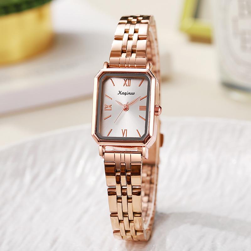 Montre Carrée Quartz Dorée de Luxe pour Femme avec Bracelet en Acier - Élégante, Mode Haut de Gamme pour Étudiants