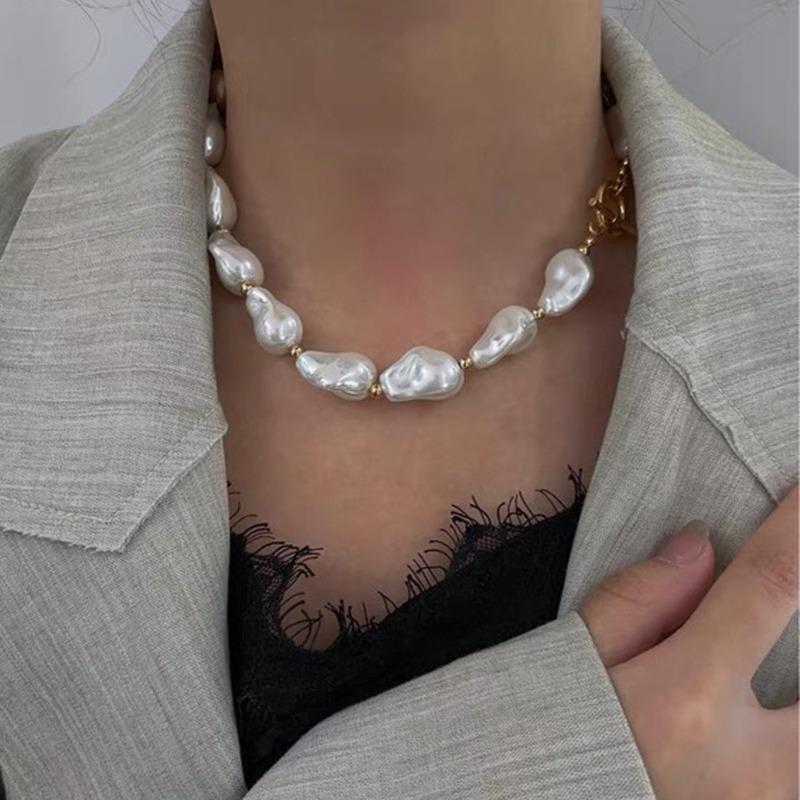 

Французское барочное жемчужное ожерелье с OT-застежкой - Элегантный, универсальный дизайн Resin Material