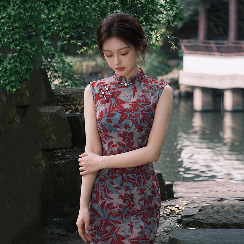 Red leaf sleeveless national style new Chinese daily Suzhou long cheongsam improved young 1011 new women's high sense