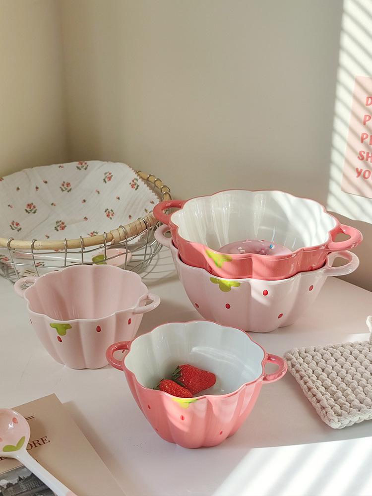 Charming Ceramic Double-Ear Berry Petal Bowl for Fruit, Salad, or Noodles - Anti-Scald Design.