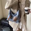 New spring retro contrasting color large capacity simple crossbody shoulder 2025 commuting new niche design tote bag