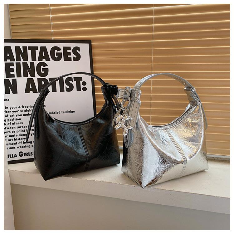 IELGY Dumpling Bag Female Fashion Handbag Simple All-Match One-Shoulder Messenger Bag