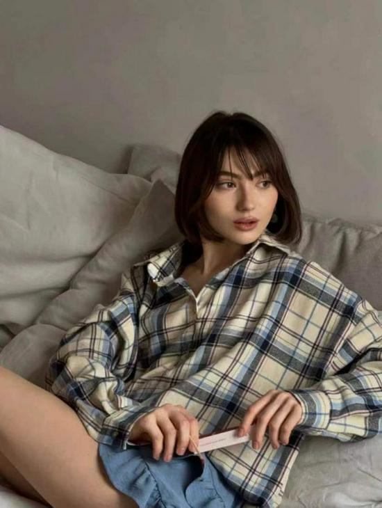 Plaid Turn-Down Collar Loose Long-Sleeve Women's Shirt for Spring/Autumn 2025