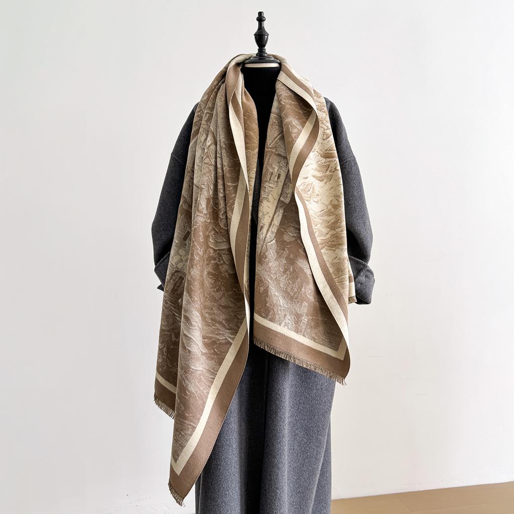 Retro Style Cashmere Women Castle Print Double-Sided Scarf Winter Warm Shawl Pashmina Female Foulard Blanket Poncho Scarves