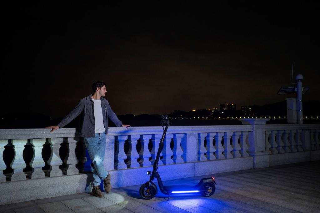 JOYOR C10 Electric Scooter 48V 10.4Ah Battery, 500W Motor, 10 Inch Tires, 30-40KM Range, NFC Unlocking Foldable E-Scooter