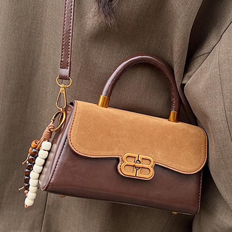 Autumn New Simple Portable Women's Bag Niche Fashion High Value Small Square Bag Shoulder Messenger Bag