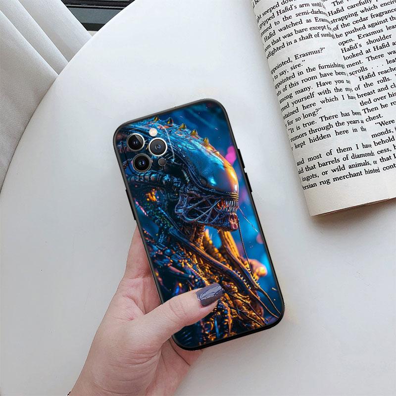 Aliens vs Predator Xenomorph Phone Case for Samsung Galaxy M56 A36 A32 A33 A05 A05S A06 A16 A20 A11 A12 A13 A15