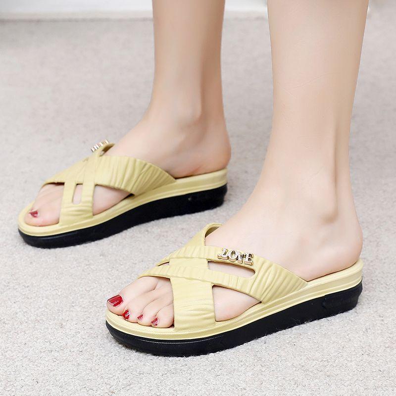 New Anti Slip Height Increasing Slippers for Women's Outdoor Wear and Home Wear Women's Cool Slippers