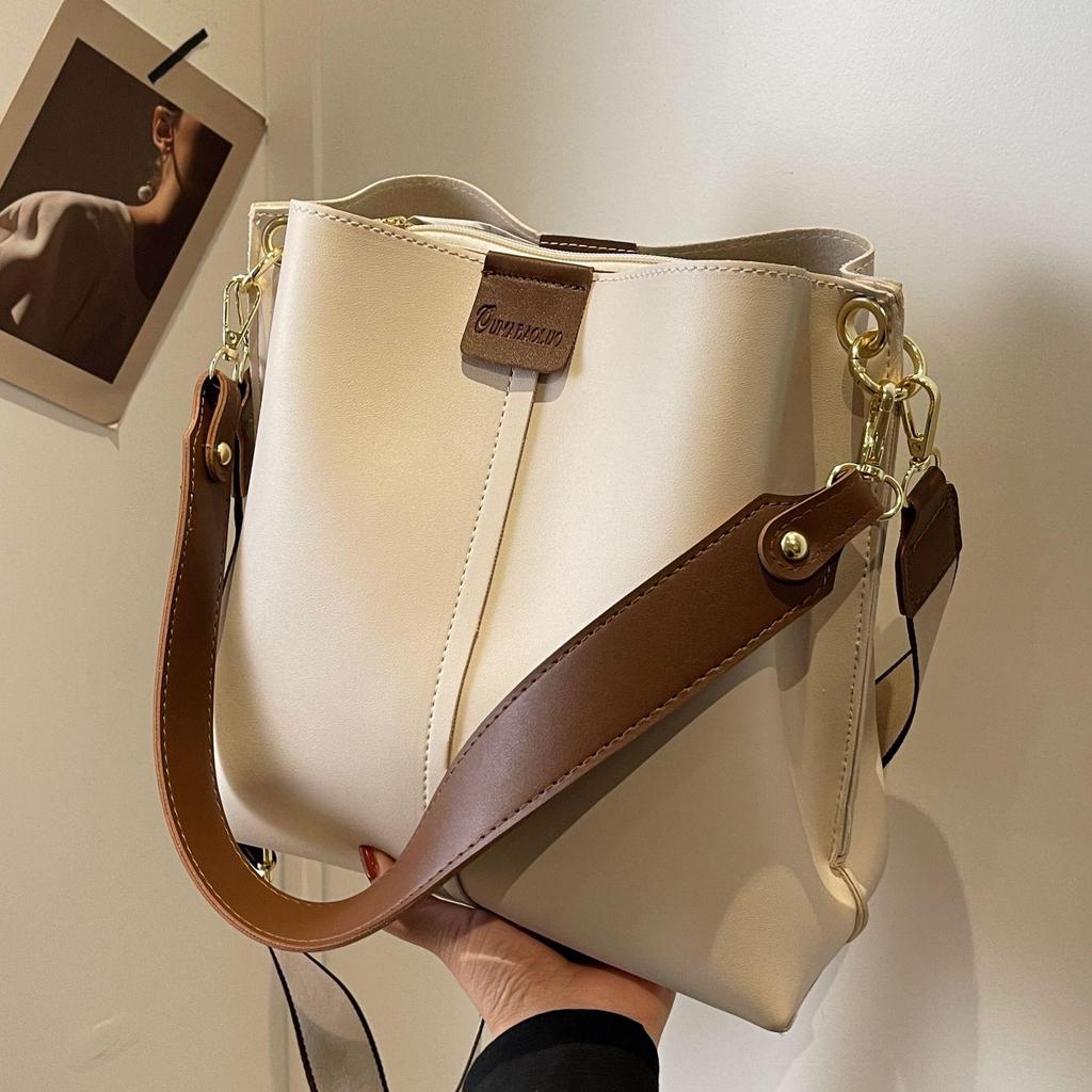 Women's 2025 Retro Large Capacity Bucket Bag - Wide Strap Crossbody, Single Shoulder, Tote Handbag