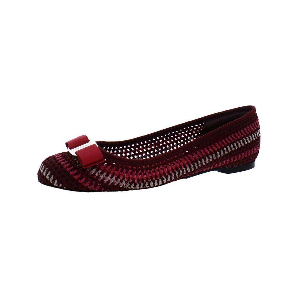 

Женские балетки без шнуровки Salvatore Ferragamo Varina крючком nebbiolo