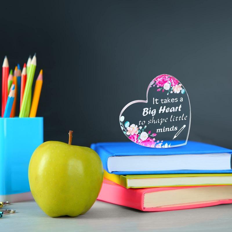 Heart Acrylic Teacher Gift - Versatile Souvenir for Graduation & Retirement Celebrations